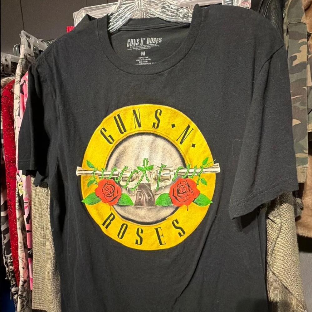 Guns N Roses mens M tee